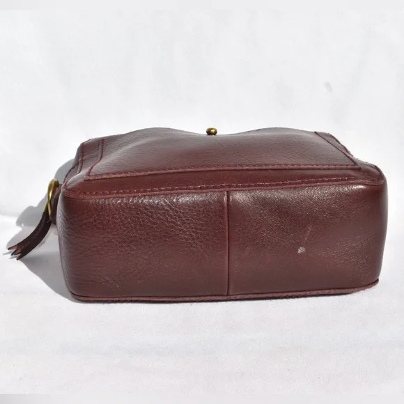Madewell The Transport Camera Bag Dark Cabernet - Picture 9 of 16